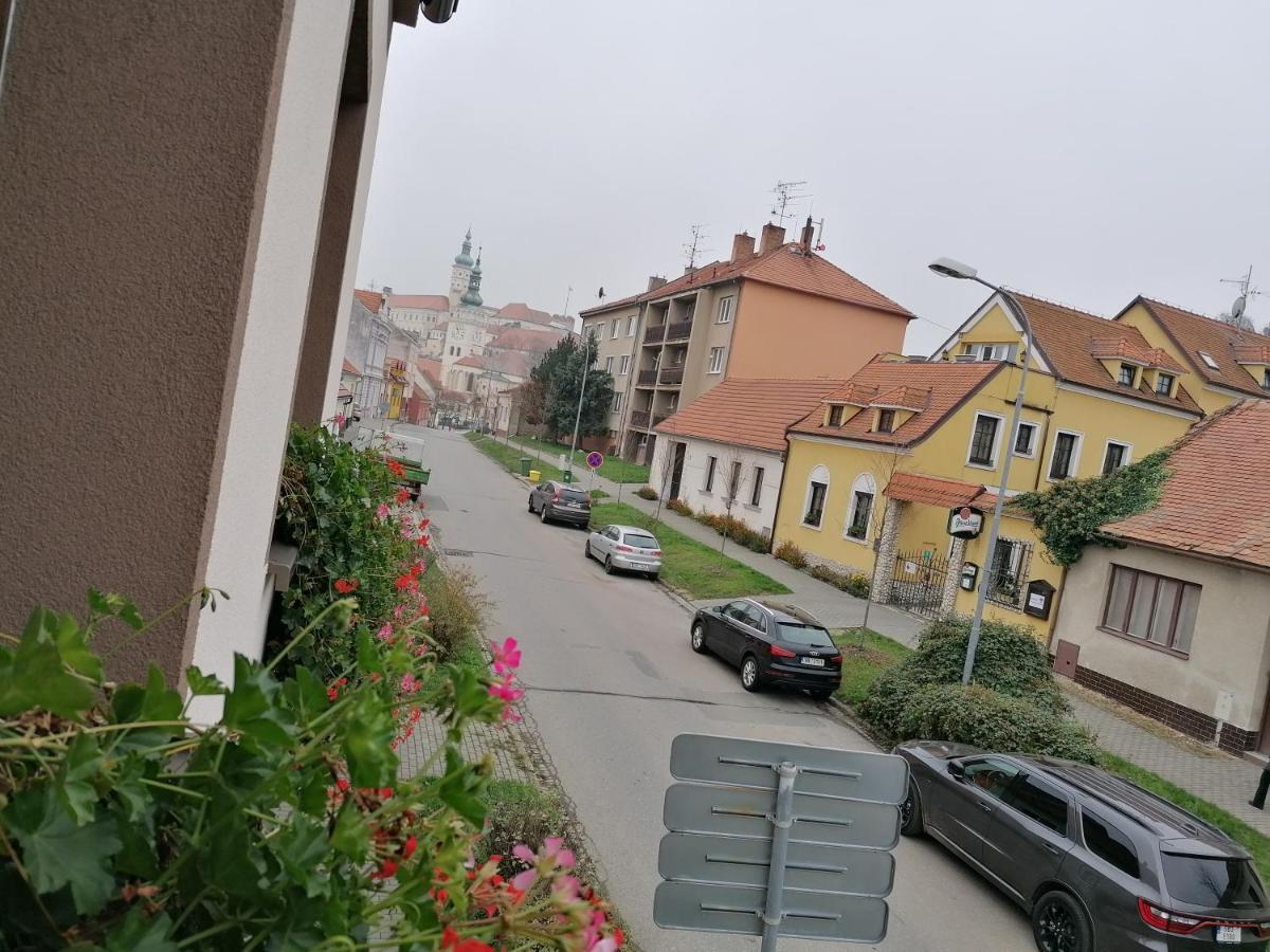 Ubytovani Na Spaciru Mikulov Exterior foto