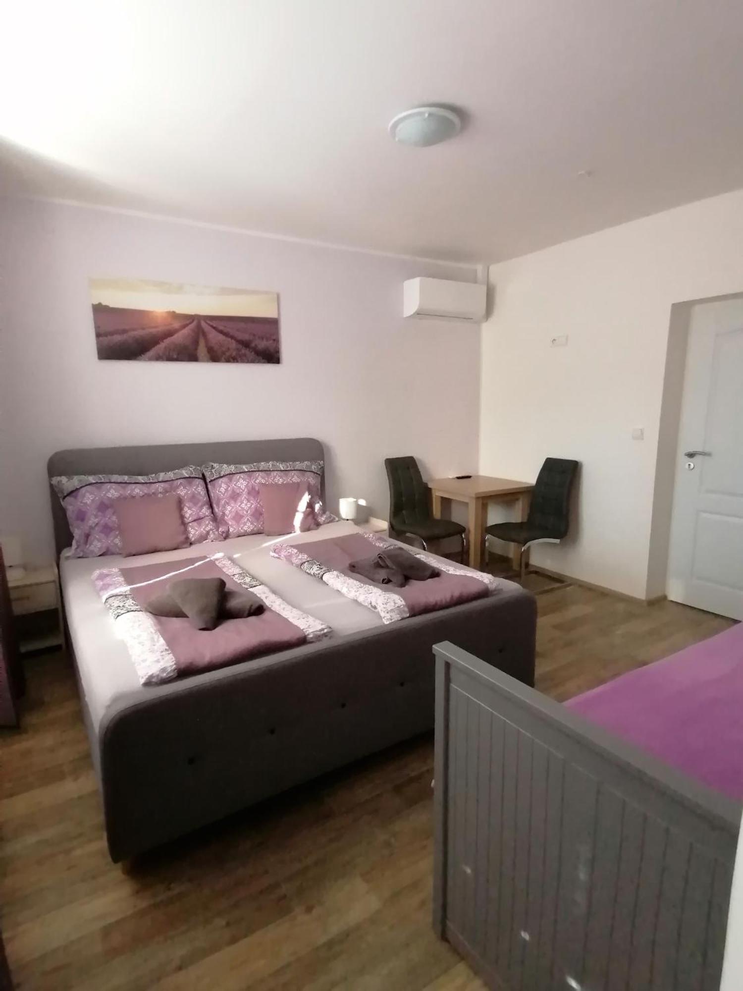 Ubytovani Na Spaciru Mikulov Exterior foto
